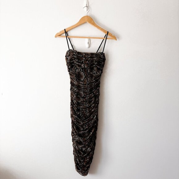 Aritzia Babaton Ruched Animal Print Bodycon Midi Dress Size 0 - Picture 6 of 10
